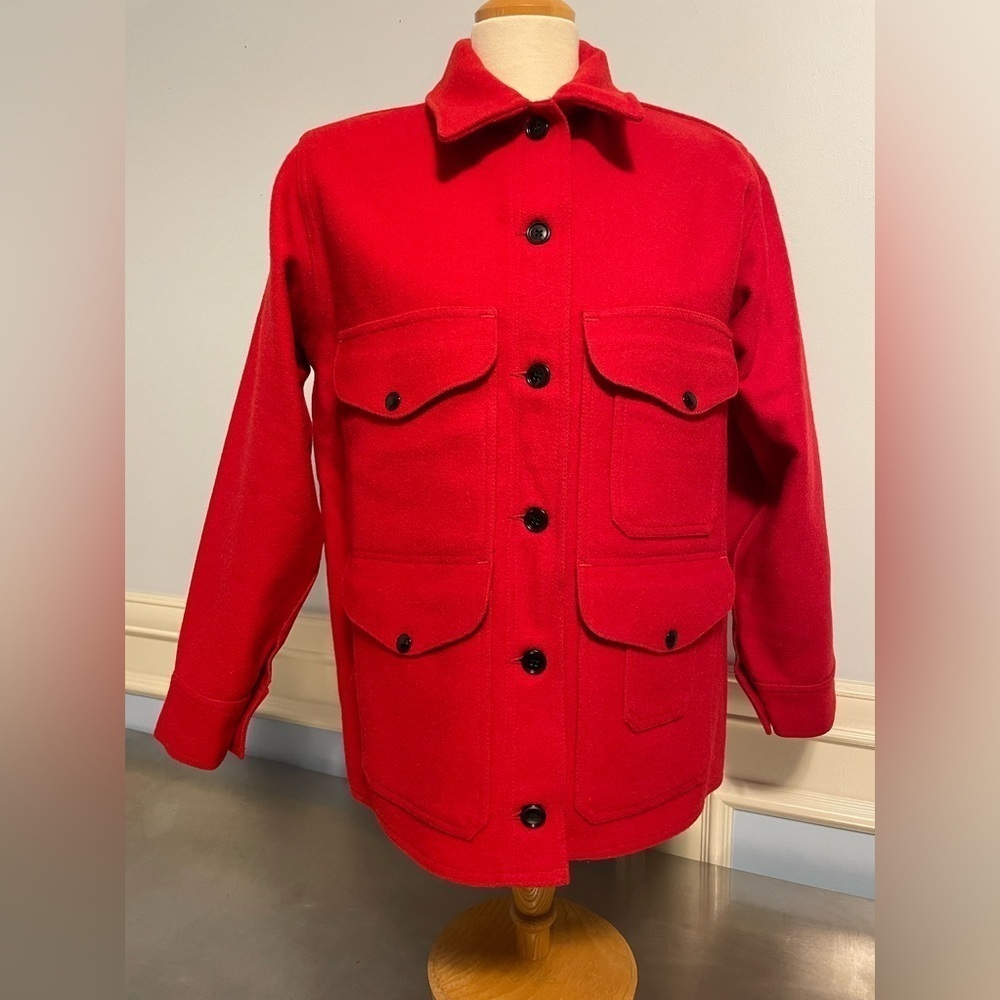 Filson - Vintage 1970 Scarlet (red) Cruiser Mackinaw coat (lot 110)